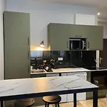 The Place To Be 7 Lyon
